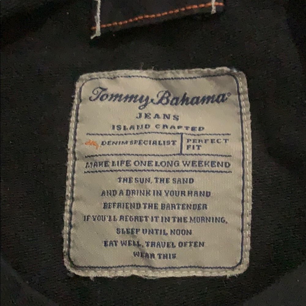 Tommy Bahama light weight sweatshirt
